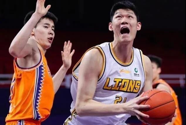 日产精品一卡2卡三卡4乱码久久